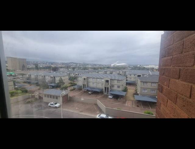 2 BEDROOM APARTMENT FOR SALE IN NORTH BEACH